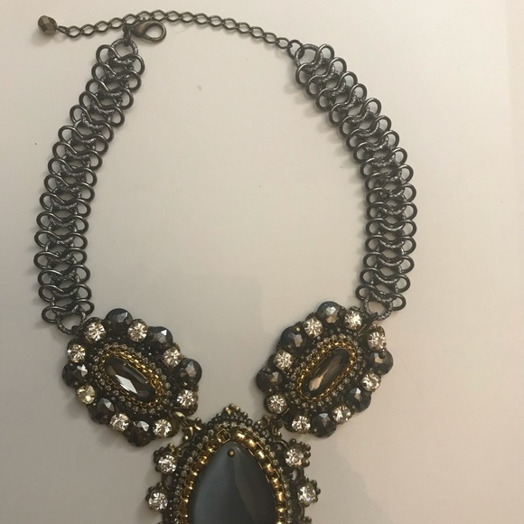 Gold and Silver tone necklace - Picture 2 of 3